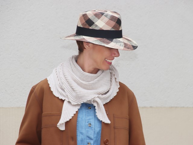 Colling-Hutmode- 2025- bo-3 (Klein)