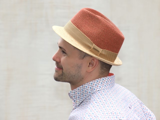 Colling-Hutmode- 2025- bo-b 9b (Klein)